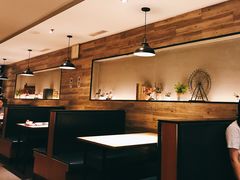 卡座-豪客来牛排(重庆三峡广场步行街1704店)