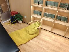 -漕河泾街道图书馆(漕河泾社区文化活动中心店)