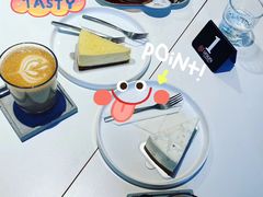 -UNI UNI(环亚凯瑟琳店)