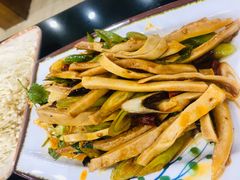 -瑞杰烧烤店·24小时营业(山东路店)