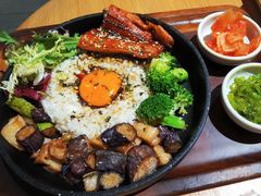 鳗鱼饭-HELLO 27 意面·沙拉·帕尼尼