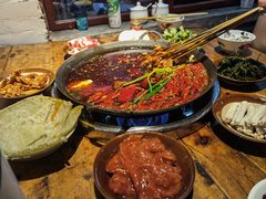 -四小区火锅·巷子里的重庆火锅(花照壁店)