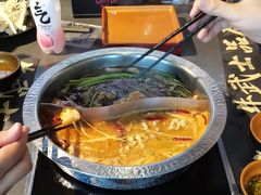 -牛武士寿喜烧·和牛火锅自助(全球首店)