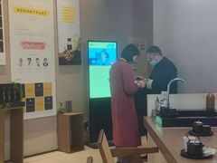 -灸春堂·艾灸·痛症·整脊连锁(之江银泰店)