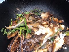 蝶鱼头-海鲜烧烤