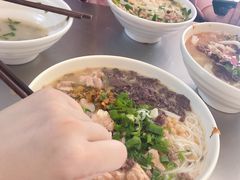 -文山荷鲜居(翠湖店)