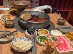 -巴奴毛肚火锅(龙湖锦艺城店)