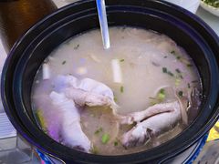 -土砂锅生态山庄·非遗砂锅雅鱼