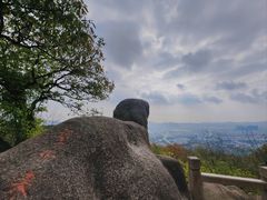 -灵岩山风景区