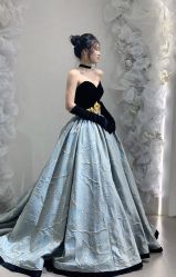 -艾米丽婚纱礼服