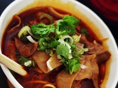 红油牛肉粉-薛记襄阳香辣牛肉面(平安路店)