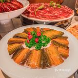 夕又火锅仪式感满满哒～好吃到胀肚😋