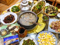 -三锅莊·牦牛肉火锅·香格里拉特色藏餐宴请餐厅(菱角塘路店)