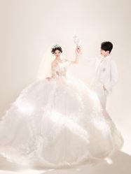 -雅云婚纱摄影工作室旗舰店