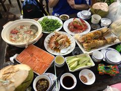 -三亚火车头万人海鲜广场