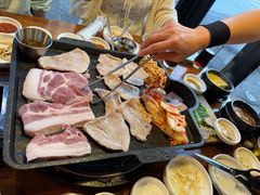 -Dombe豚(黑猪肉街店)