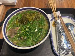 -云阿蛮云南生烫牛肉米线(奉贤路店)