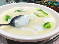 -广州中心皇冠假日酒店·百粤楼