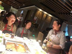 -海底捞火锅鲜切牛肉主题店(长寿路店)