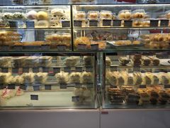 -白玉兰食品甜凤店(合生汇店)