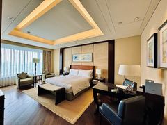 -深圳星河丽思卡尔顿酒店