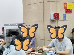 -牛一嘴·兰州牛肉面·大盘鸡(财富中心店)