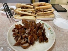 肥肠火烧-宝光熏肉鞋底火烧(新街口店)