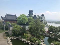 -龙天小镇