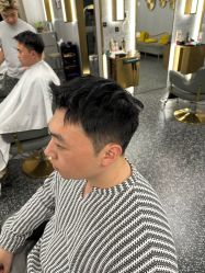 -即型男士理发工作室