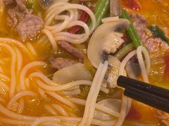 -粉小主·贵州酸汤牛肉粉(南京仙林金鹰店)