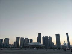 -东港音乐喷泉广场