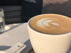 -UNI UNI(环亚凯瑟琳店)