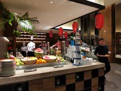 自助取餐区-融信华邑酒店·鲜艳西餐厅