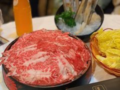 -鲜入围煮花胶鸡海鲜火锅