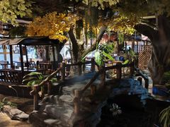 -城墙拐拐火锅(三峡广场黑金冠店)