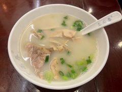 -三两春肚肺汤(崂山路店)