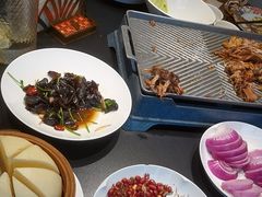 -羊门客在·烤盐池滩羊·川菜