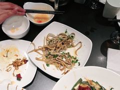 -老牌坊鲁菜名店(美莲广场店)
