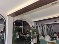 -何适山庄 ·可团建(水长城P2停车场店)