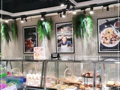 面包甜点陈列柜-巴黎贝甜(大宁国际商业广场店)