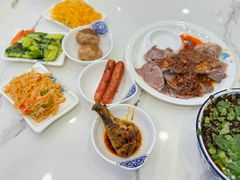 -伊穆祥牛肉面总店·清真