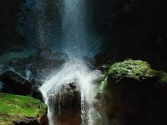 -龙水峡地缝景区