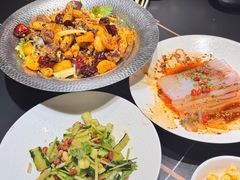-辣尚瘾·烤鱼·新川菜(交大直营店)