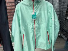 -迪卡侬(袁家岗店)