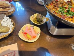 -富正毅三下锅·湘西韵味(天门山索道店)