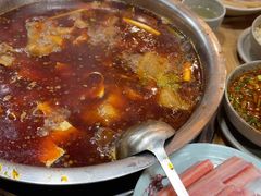 -肖肖酸萝卜鱼火锅(总店)