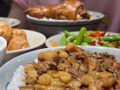 -红猪卤肉饭(大西洋美食城店)