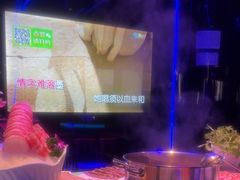-唯爱KTV聚会餐厅(仙林东城汇店)