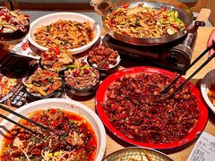 -川堂风·跷脚牛肉·乐山爆炒(宝山日月光店)