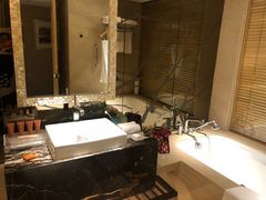 -北京朝阳悠唐皇冠假日酒店